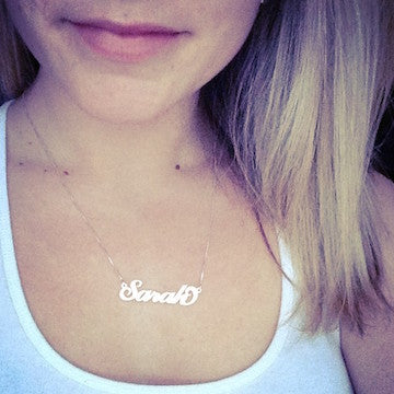 CELEB STYLE NAME NECKLACE