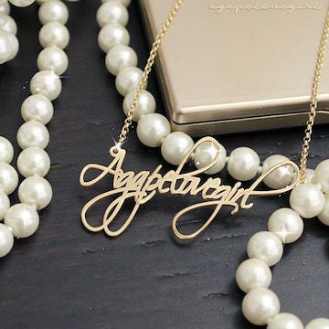 SCRIPT LETTERING NAME NECKLACE